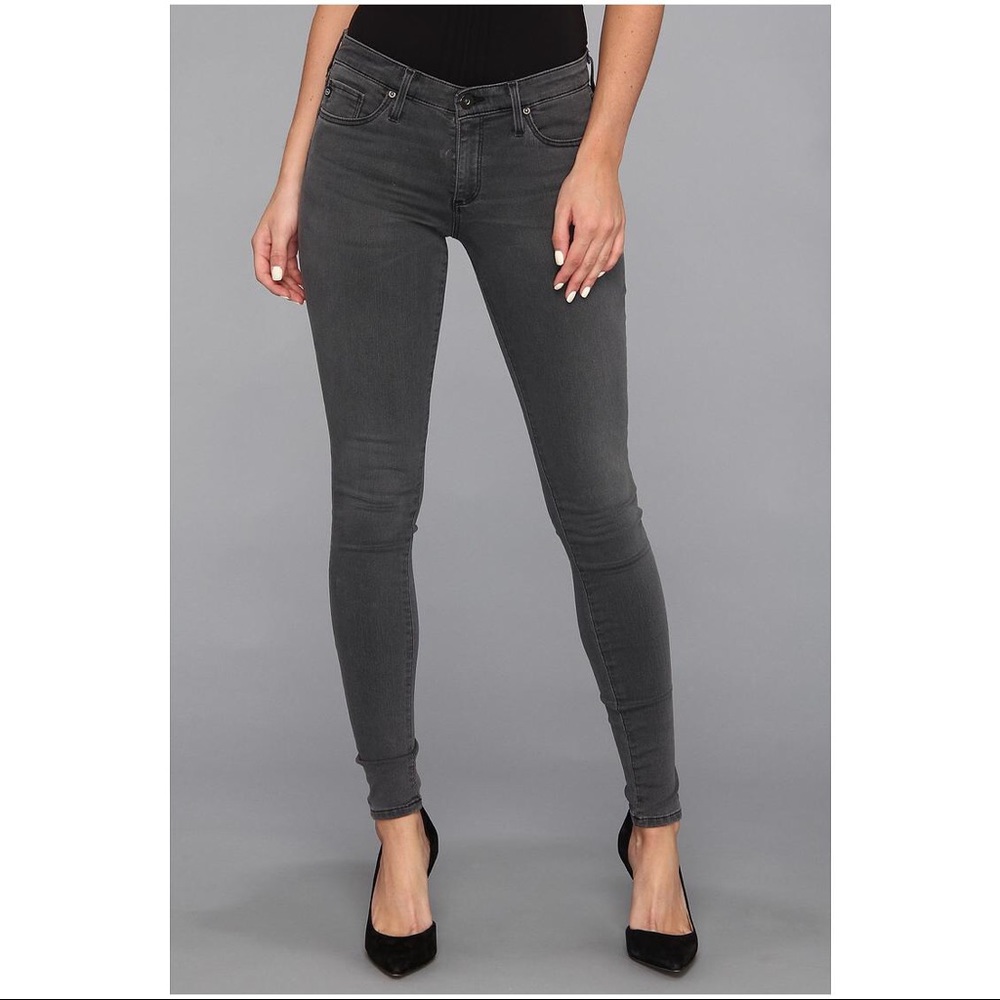 AG Super Skinny Legging Jeans 28