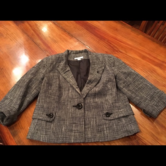 Dress Barn Jackets & Blazers - Dress barn twill blazer. Size S.