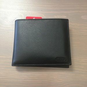 Men's Leather Tumi Wallet