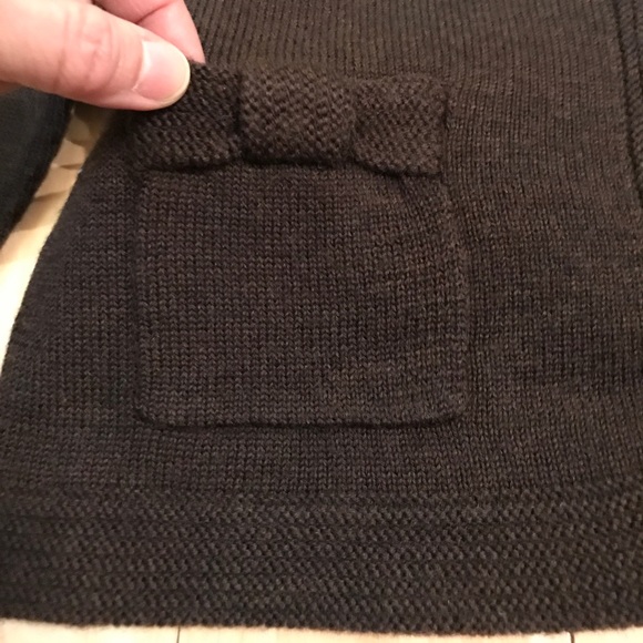 Banana Republic sweater - Picture 3 of 7