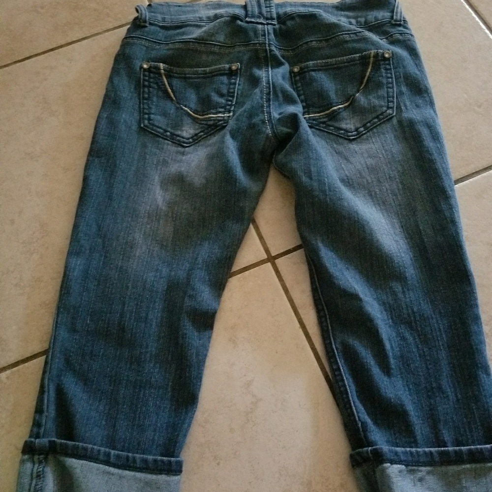 Capri pants - Picture 3 of 3