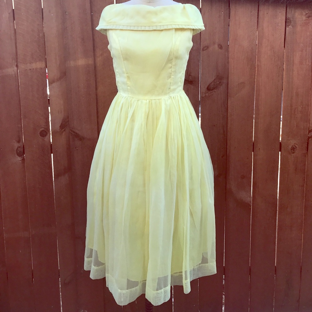 Vintage 1950s - 1960s yellow party prom dress