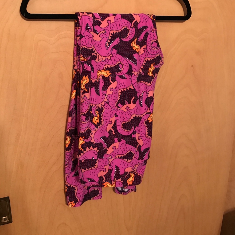 LuLaRoe Dragon Leggings TC