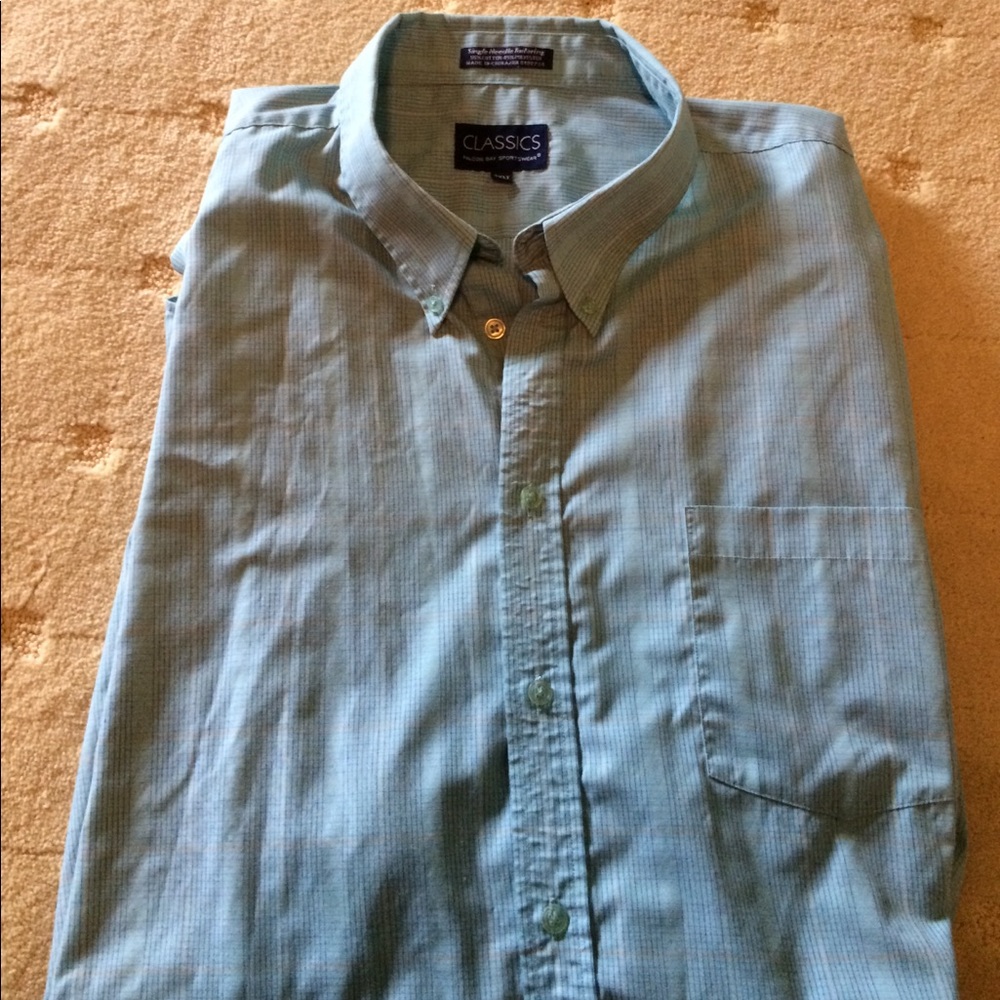 4xl Like New Condition Classics Ss. - image 2