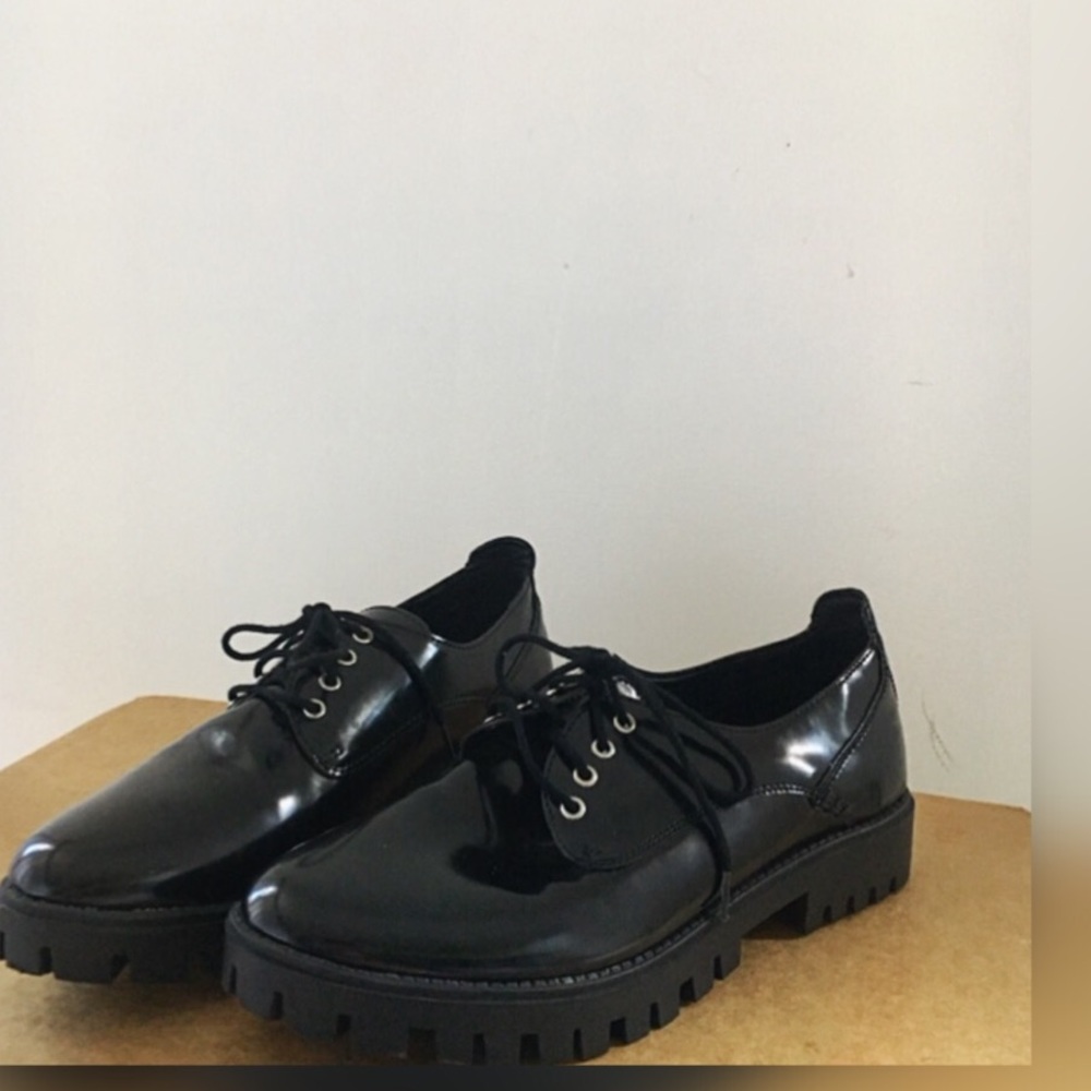 Black Patent Leather Oxford Shoes