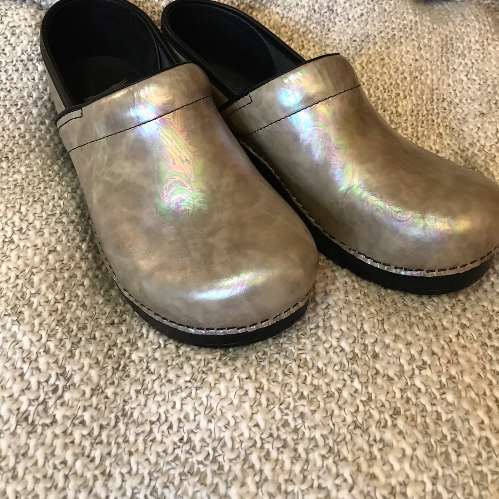 Opalescent Size 40 Dansko Clogs