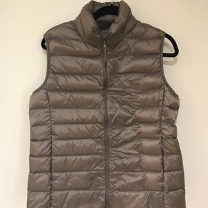 Uniqlo - Dark Tan Puffy Vest