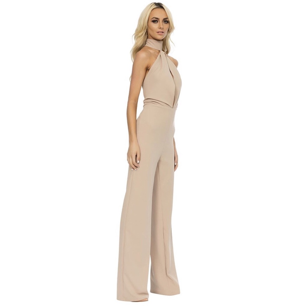 🔴 Halter Style Jumpsuit