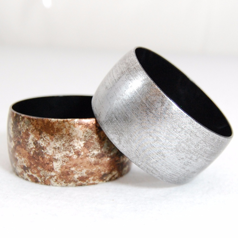 *FREE with purchase* Set: 2 thick lightweight chunky bracelets