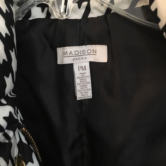 Houndstooth puffer vest SZ M petite - Picture 2 of 3