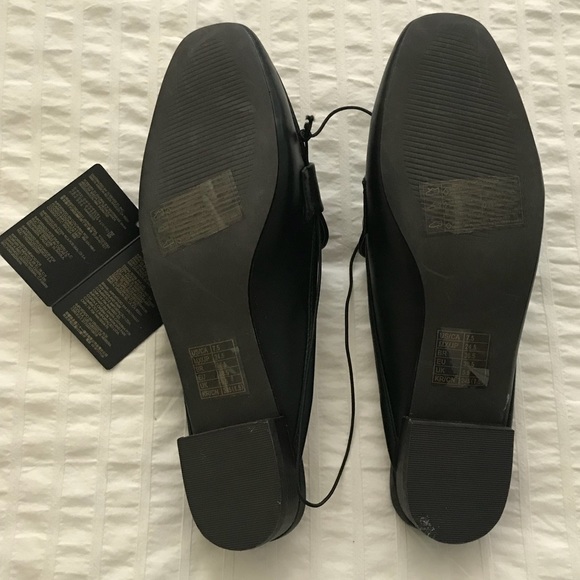 Forever 21 Loafer Mules in Black - Picture 3 of 4