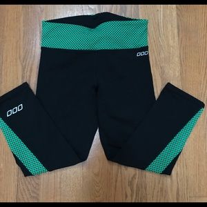 Lorna Jane Core 3/4 tight with mesh details