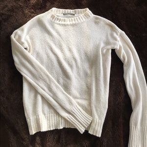 KNIT SWEATER