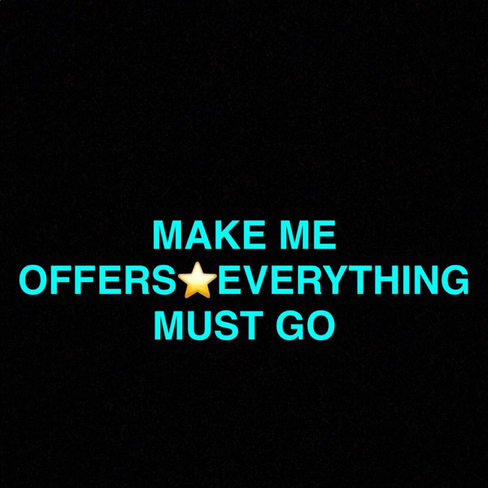 MAKE ME OFFERS! 🎀
