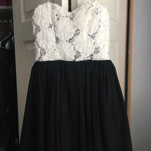 Strapless Homecoming Dress