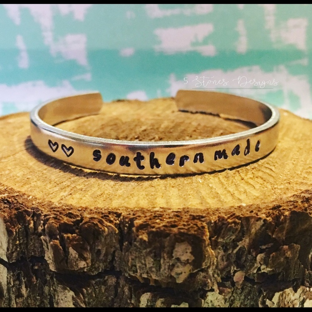 🆕 Southern Made Cuff Bracelet Heart