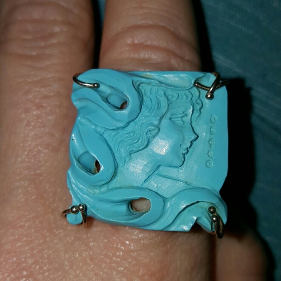 M +M Scogmagniglio carved turquoise cameo ring - Picture 1 of 7
