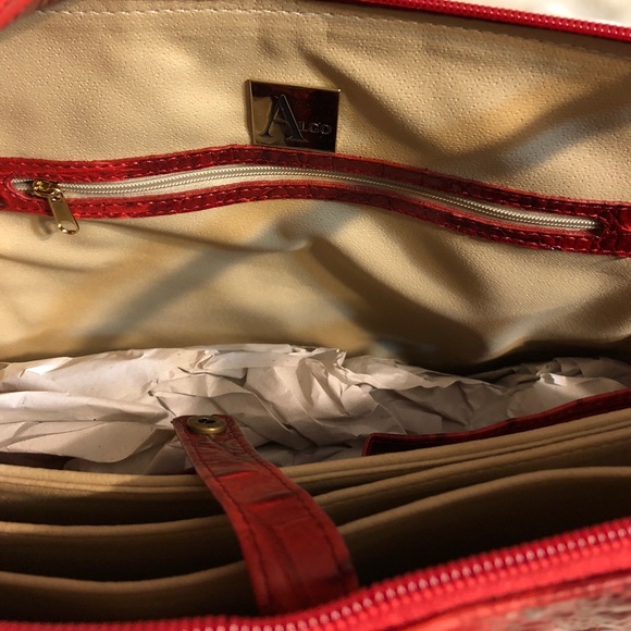 💥NWOT💥 Algo croc embossed bag - Picture 3 of 8