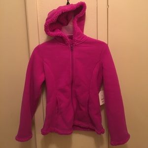 NWT girls warm hoodie. Size M (7-8)