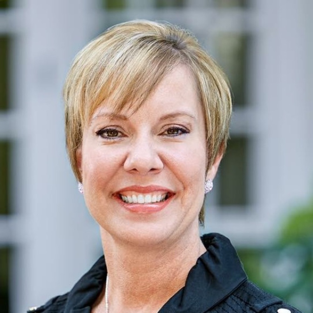 Meet your Posher, Suzanne