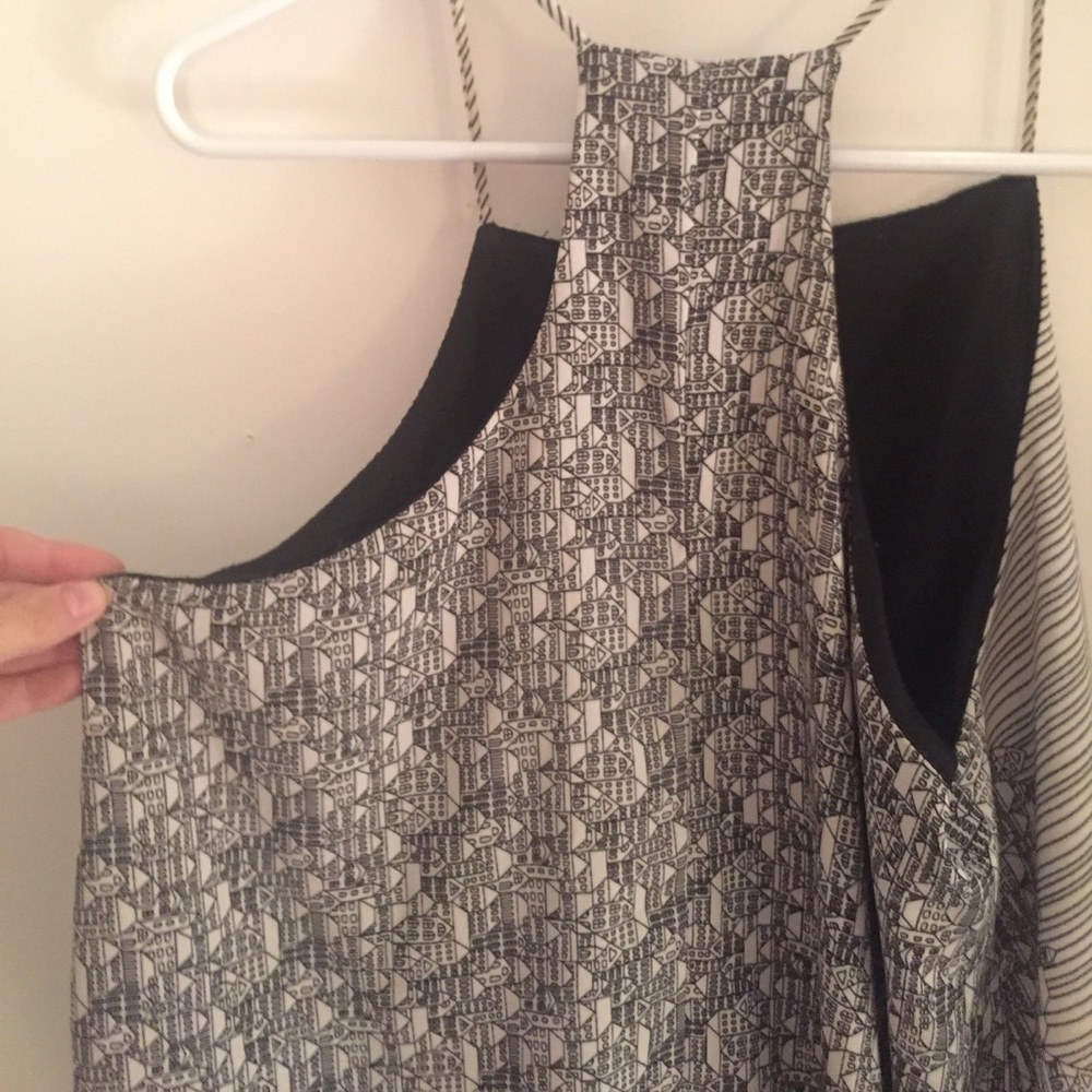 Unique racer back tank!