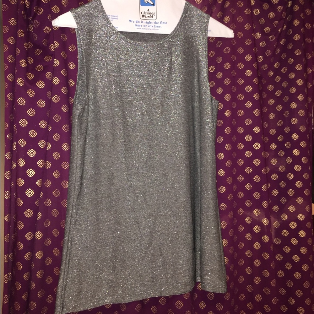 Perfect holiday party top!