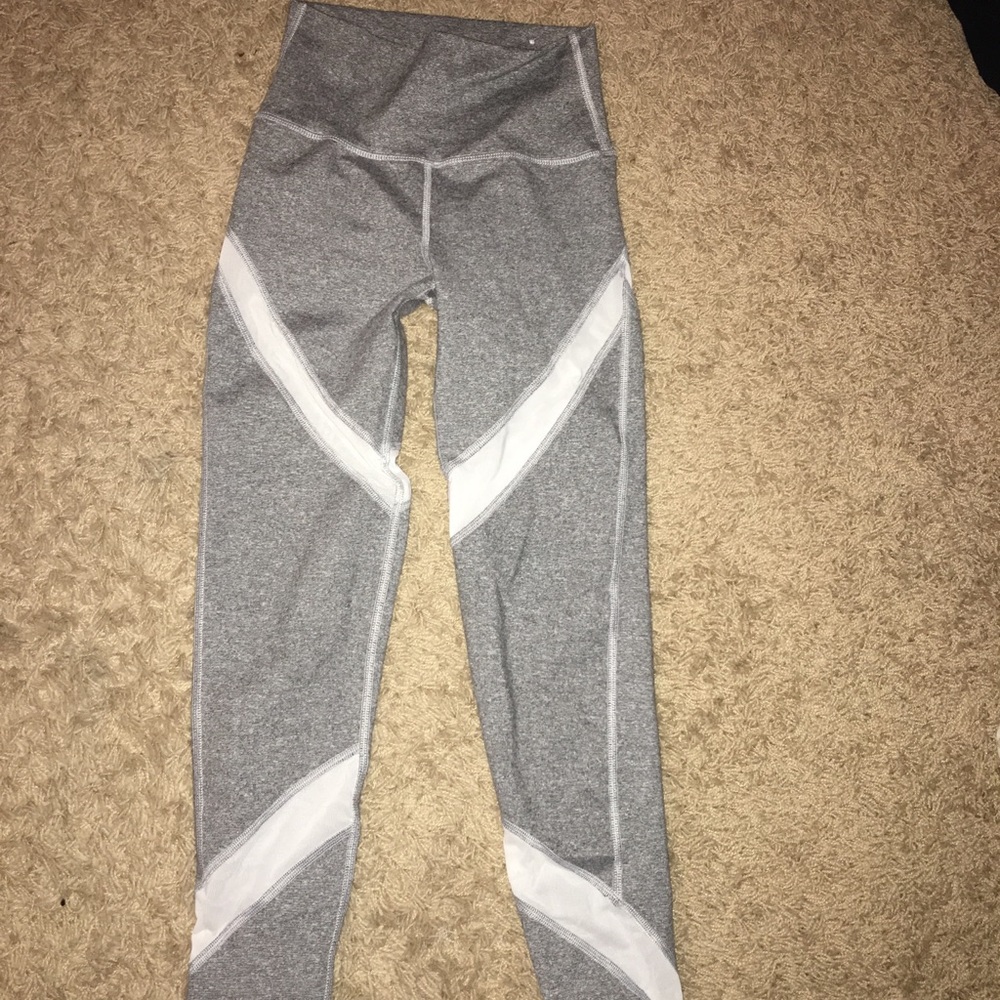 Gray arie leggings