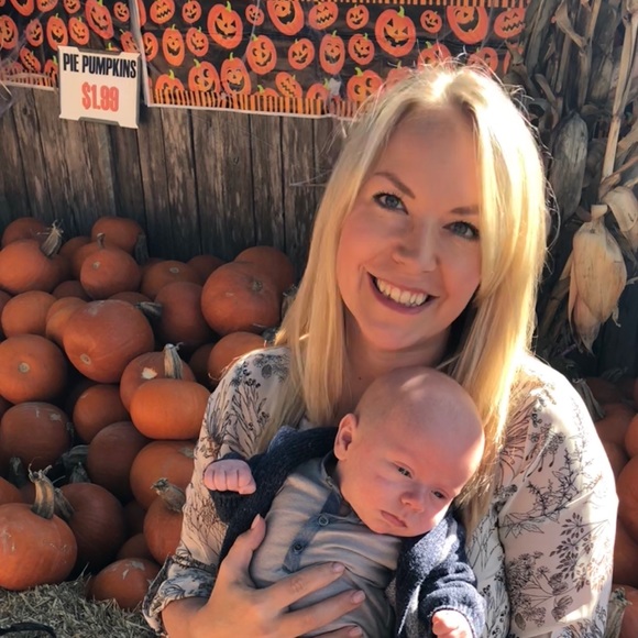 Meet your Posher, Shelly - Picture 1 of 1