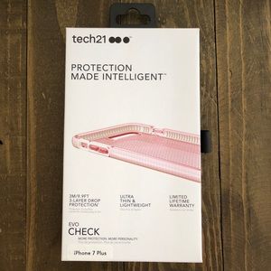 Tech 21 iPhone 7 Plus case