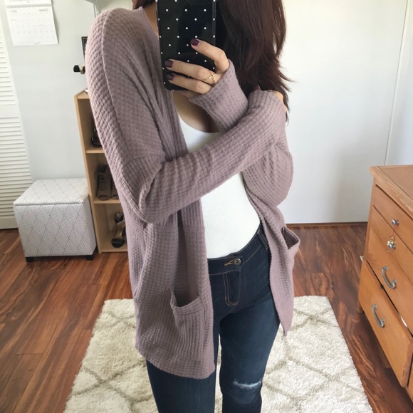 On Hold • LAST 1 • Gianna Waffle Cardigan- Lilac - Picture 3 of 4