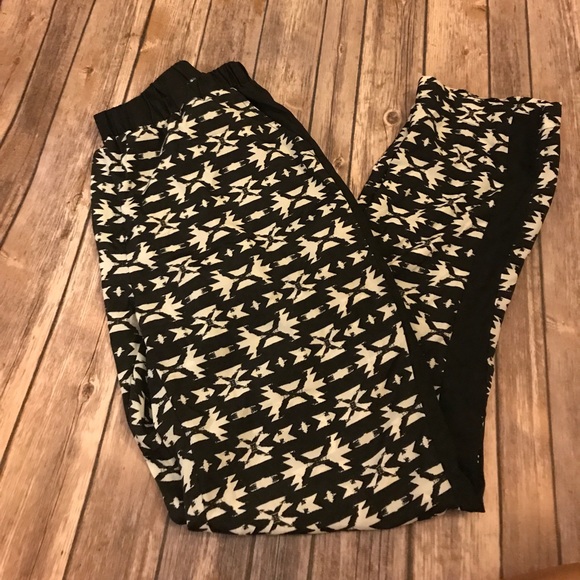 Patterned pants - Picture 3 of 3