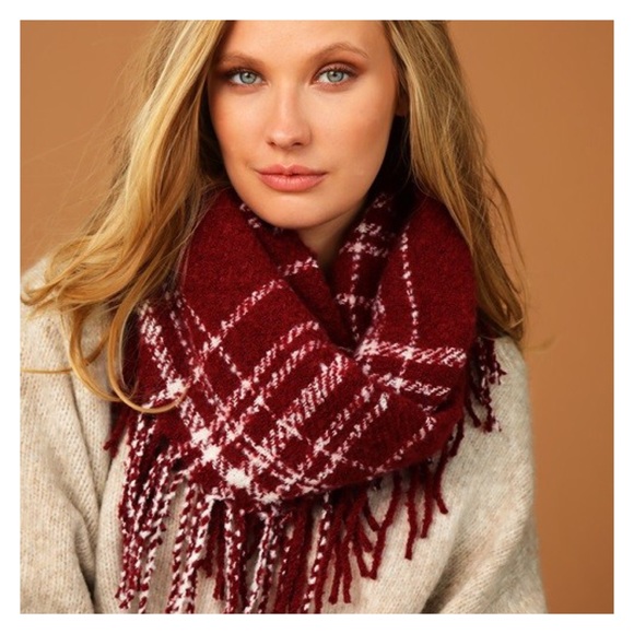 Classic Plaid Infinity Scarf - Picture 3 of 4