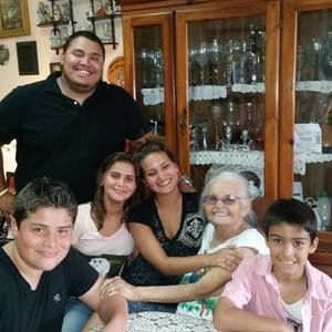 Meet your Posher, Lillymae