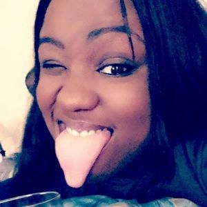 Meet your Posher, Dyeisha