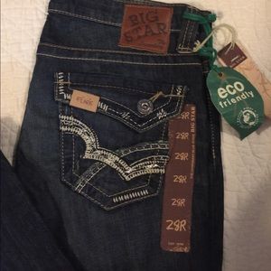 NWT big star Maddie flare jeans size 28R