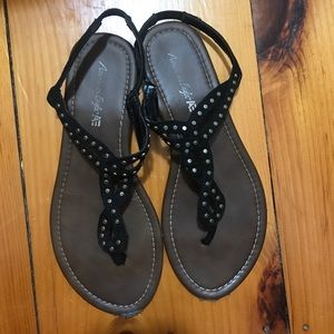 American Eagle Black Studded Sandals!