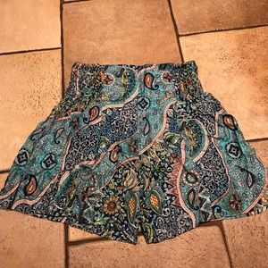 Flowy colorful high waisted cotton shorts