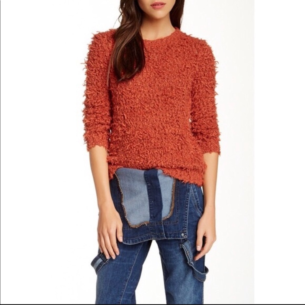 💗Free People fuzzy warm sweater💗