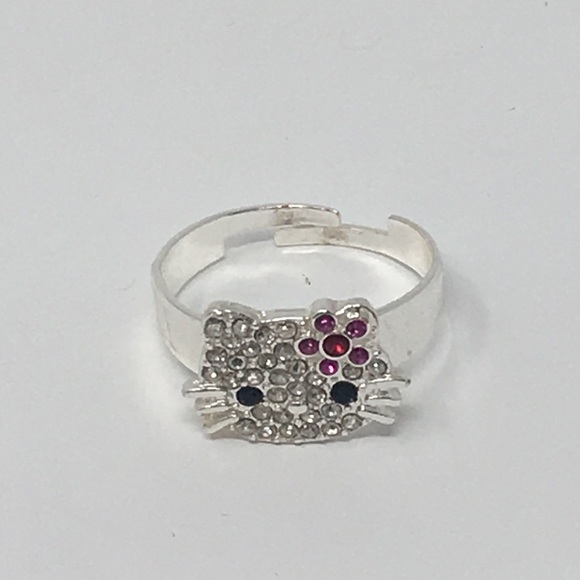 😻FINAL PRICE😻Hello Kitty Adjustable Ring - Picture 1 of 3
