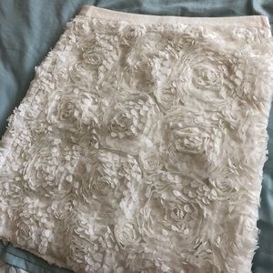 LOFT beautiful floral cream mid-length skirt