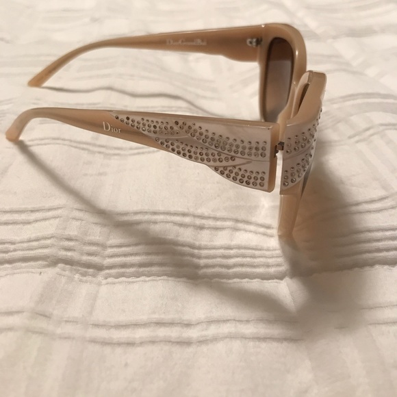 Dior sunglasses main image 4