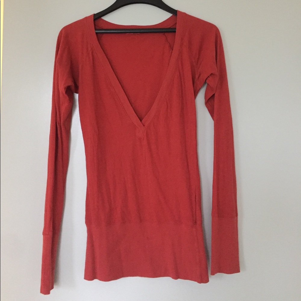 LA Made deep V long sleeve tee