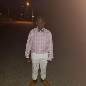 Meet your Posher, Emmanuel