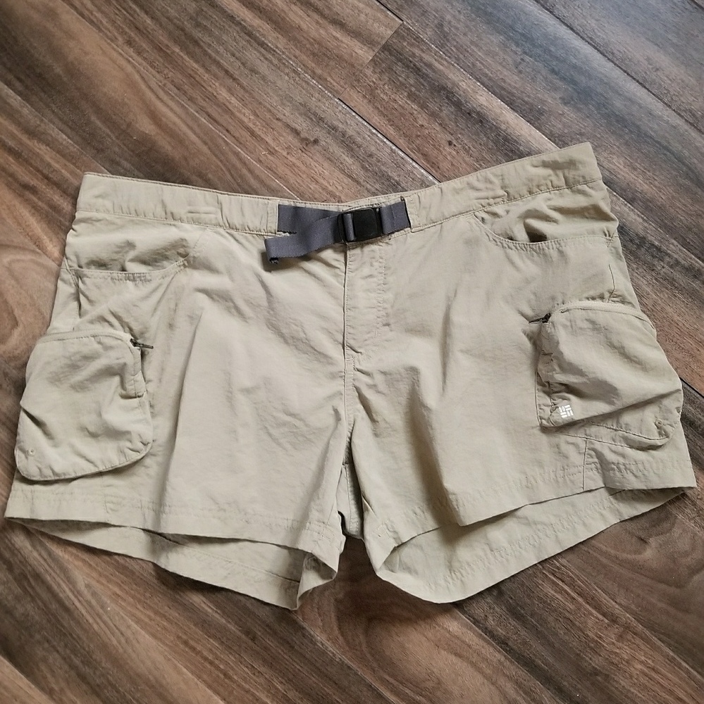 Columbia shorts
