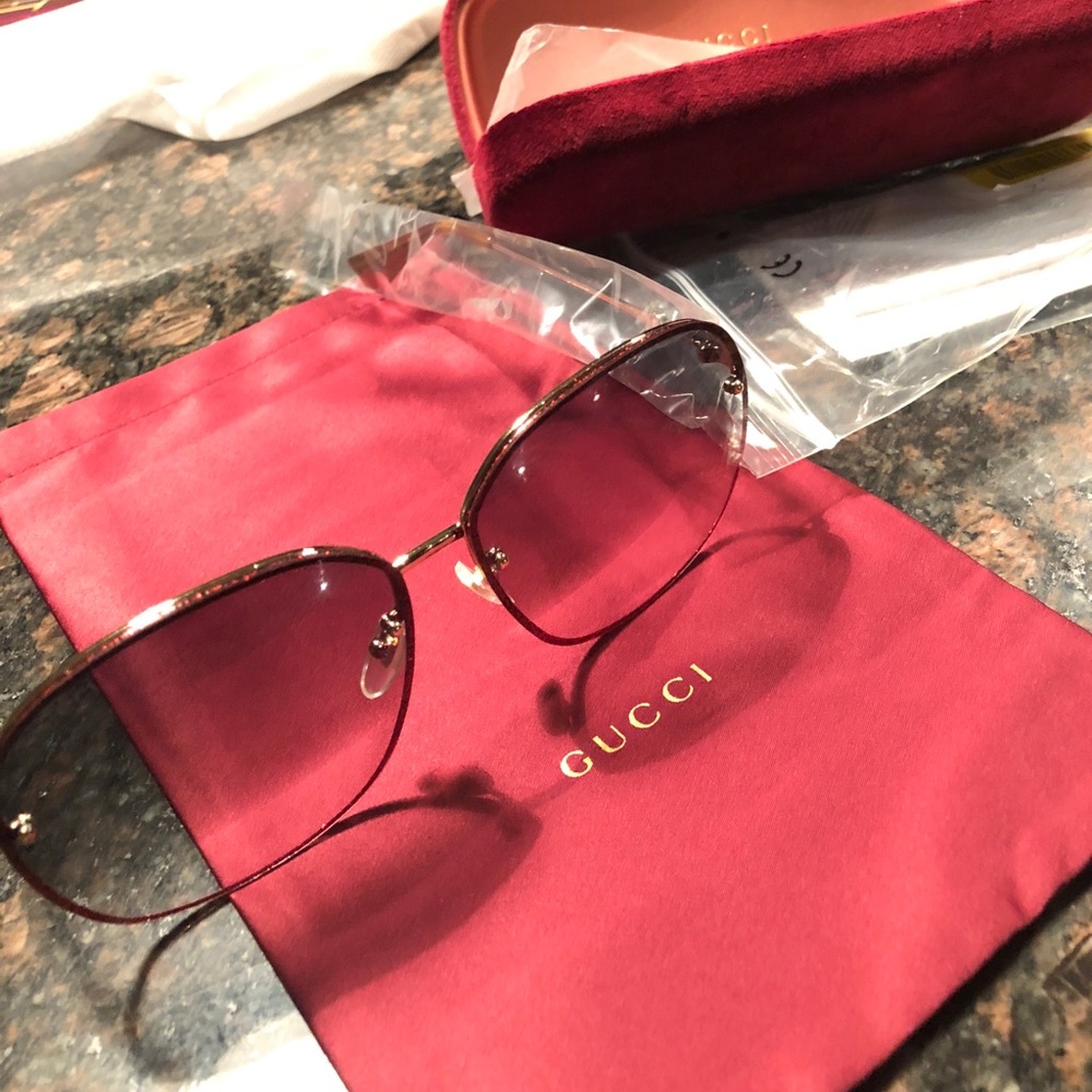 Brand new gucci sunglasses