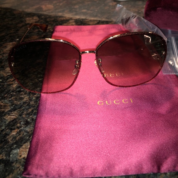 Brand new gucci sunglasses