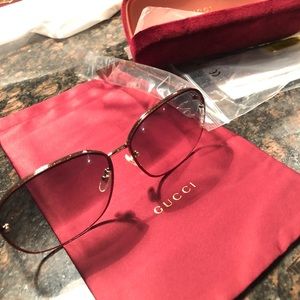 Brand new gucci sunglasses