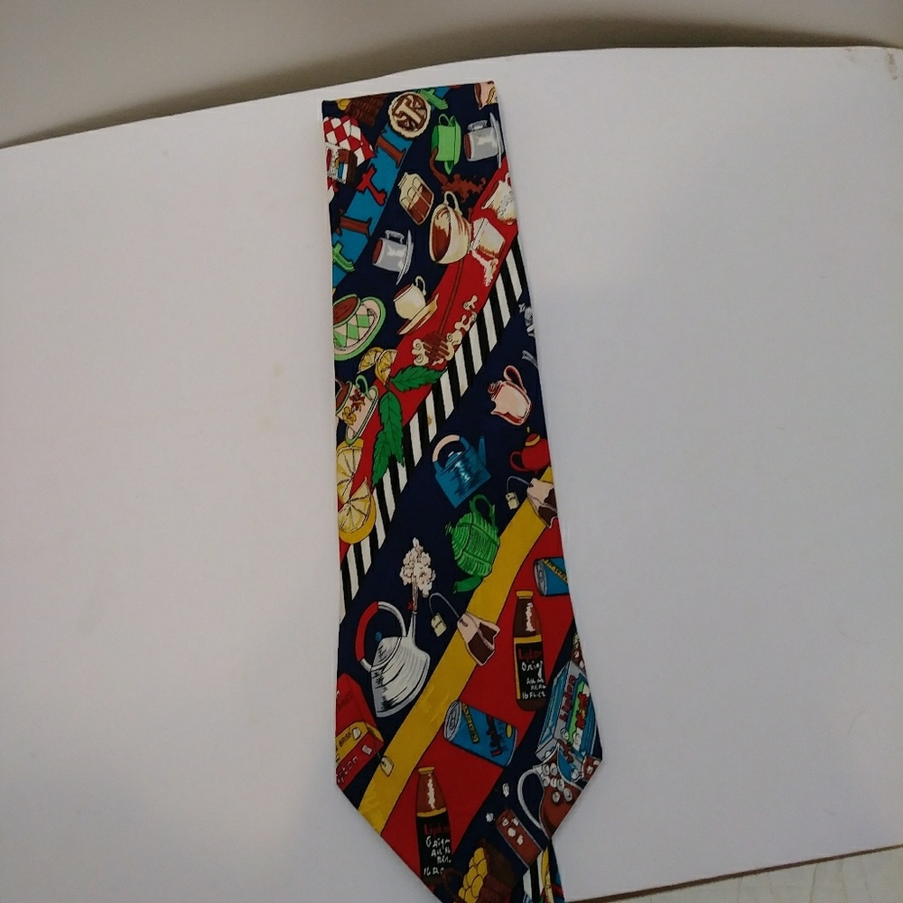 LIKE NEW MEN'S NECK TIE BY NICOLE MILLER