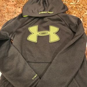 Under Armour size youth medium sweatshirt