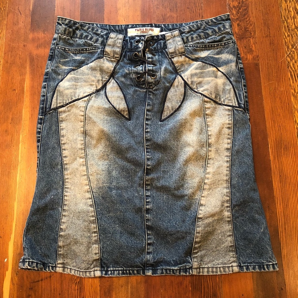 Vintage 1990’s Jean Skirt! 💋